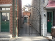 Small Gate 18