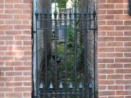 Small Gate 15